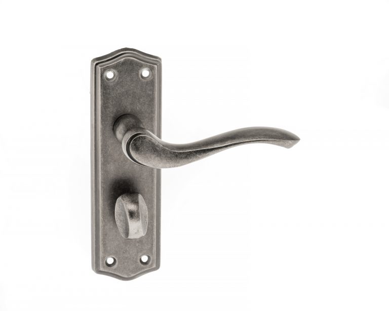 OE178WCDS Old English Warwick WC Lever Door Handle on Backplate - Distressed Silver