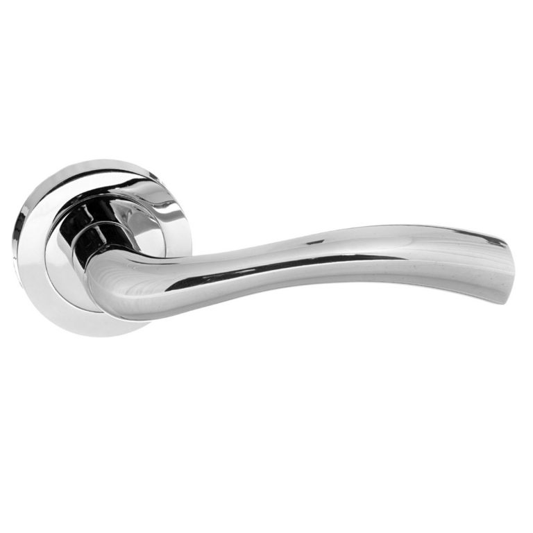 S35RPC STATUS Texas Lever Door Handle on Round Rose - Polished Chrome
