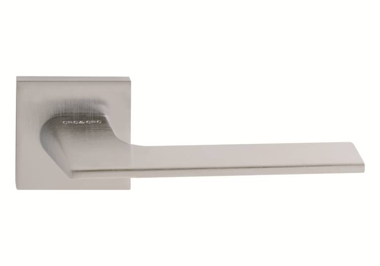 O6515ESC Oro & Oro Unica Lever Door Handle on Square Rose - Satin Chrome