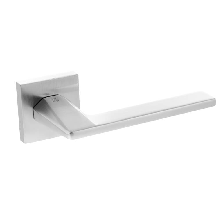 O9215ESC Oro & Oro Sienna Lever Door Handle on Square Rose - Satin Chrome